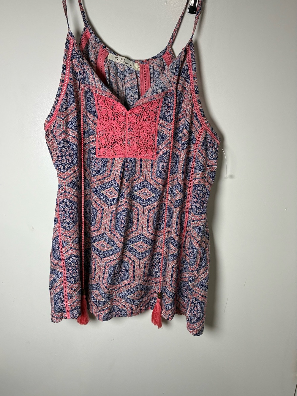 Sole Society Pink and Blue Crochet-Accent Printed Cami Solitaire Size L women - Picture 3 of 9